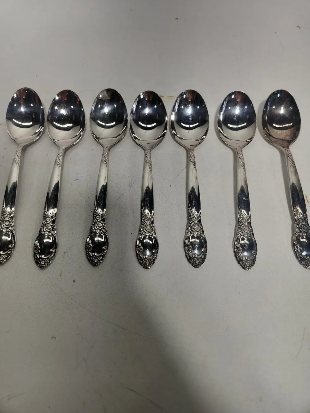 Lot of 7 Oneida J.J. Audrey Stainless Steel Teaspoons Floral Rose Flatware Silve